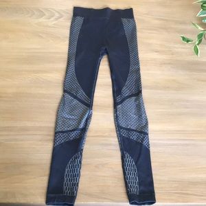 Lulu lemon pants Sz 4